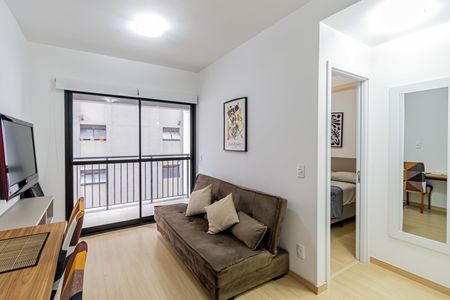 Sala/cozinha de apartamento para alugar com 1 quarto, 32m² em Pompeia, São Paulo