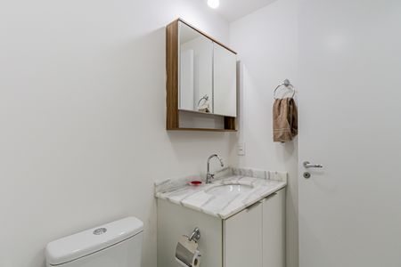 Apartamento para alugar com 32m², 1 quarto e sem vaga Apartamento para alugar com 32m², 1 quarto e sem vagaBanheiro