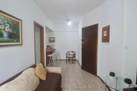 Sala de apartamento para alugar com 1 quarto, 52m² em Jardim Las Palmas, Guarujá