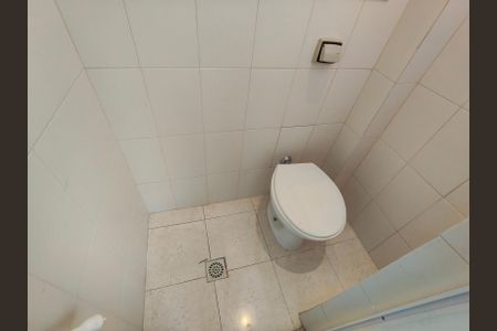 Apartamento para alugar com 91m², 2 quartos e sem vaga Apartamento para alugar com 91m², 2 quartos e sem vagaBanheiro de serviço