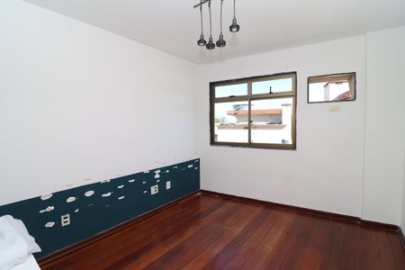 Apartamento à venda com 245m², 4 quartos e 3 vagasQuarto 2