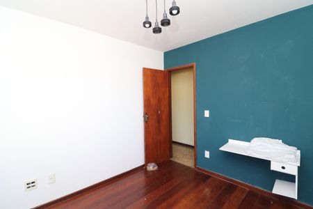 Apartamento à venda com 245m², 4 quartos e 3 vagasQuarto 2