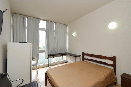Suíte de kitnet/studio para alugar com 1 quarto, 20m² em Funcionários, Belo Horizonte