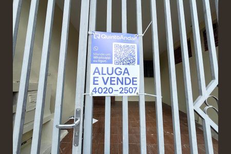 Casa à venda com 150m², 3 quartos e 1 vaga Casa à venda com 150m², 3 quartos e 1 vagaPlaca instalada