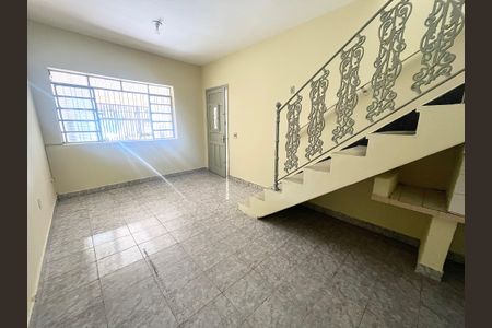 Casa à venda com 150m², 3 quartos e 1 vaga Casa à venda com 150m², 3 quartos e 1 vagaSala