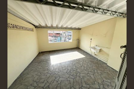 Casa à venda com 150m², 3 quartos e 1 vaga Casa à venda com 150m², 3 quartos e 1 vagaÁrea de serviço - Varanda