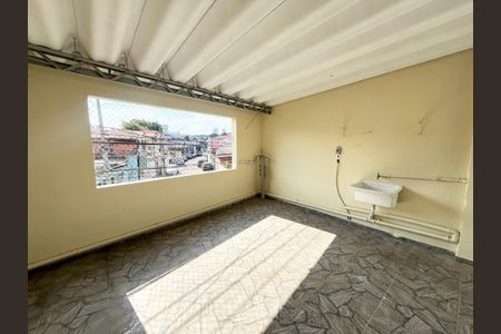 Casa à venda com 150m², 3 quartos e 1 vaga Casa à venda com 150m², 3 quartos e 1 vagaÁrea de serviço - Varanda