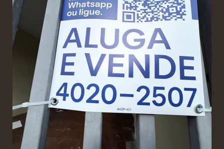 Casa à venda com 150m², 3 quartos e 1 vaga Casa à venda com 150m², 3 quartos e 1 vagaPlaca