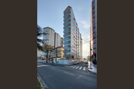 Apartamento para alugar com 50m², 2 quartos e 1 vaga Apartamento para alugar com 50m², 2 quartos e 1 vagaFachada