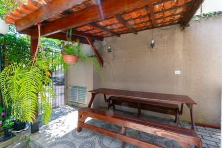 Apartamento à venda com 80m², 3 quartos e 1 vagaÁrea comum