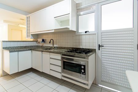 Apartamento à venda com 67m², 2 quartos e 1 vagaCozinha