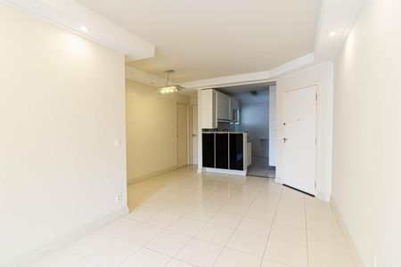 Apartamento à venda com 67m², 2 quartos e 1 vagaSala