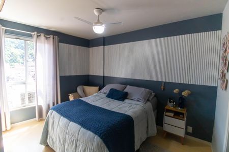 Apartamento à venda com 105m², 4 quartos e 2 vagasSuíte 