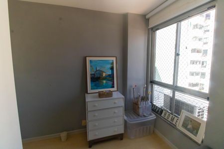 Apartamento à venda com 105m², 4 quartos e 2 vagasQuarto 2