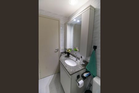 Apartamento à venda com 105m², 4 quartos e 2 vagasBanheiro Social