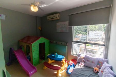 Apartamento à venda com 105m², 4 quartos e 2 vagasQuarto 3