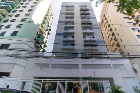 Apartamento à venda com 105m², 4 quartos e 2 vagasFachada