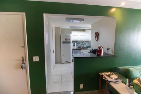 Apartamento à venda com 105m², 4 quartos e 2 vagasCozinha e Área de Serviço