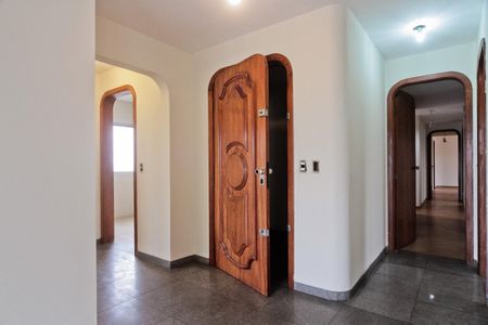 Apartamento à venda com 190m², 3 quartos e 5 vagas