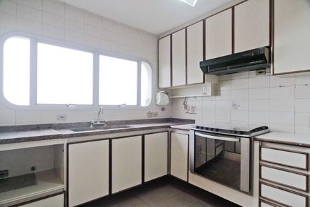 Apartamento à venda com 190m², 3 quartos e 5 vagas