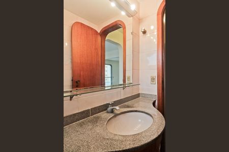 Apartamento à venda com 190m², 3 quartos e 5 vagas