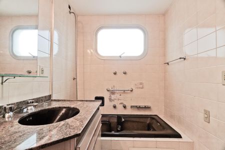 Apartamento à venda com 190m², 3 quartos e 5 vagas