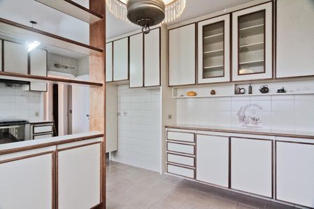 Apartamento à venda com 190m², 3 quartos e 5 vagas