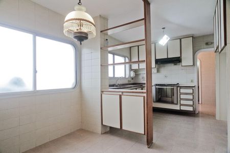 Apartamento à venda com 190m², 3 quartos e 5 vagas