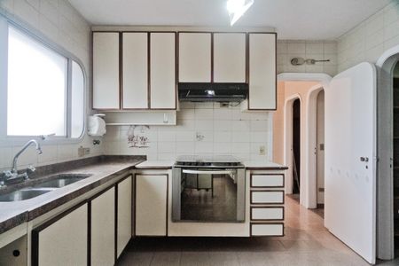 Apartamento à venda com 190m², 3 quartos e 5 vagas