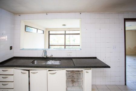Casa para alugar com 800m², 3 quartos e 5 vagasCozinha
