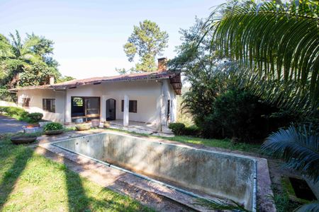 Casa para alugar com 800m², 3 quartos e 5 vagasPiscina
