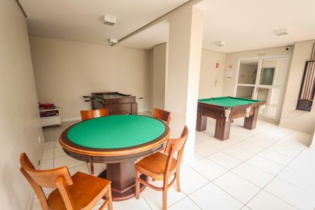 Apartamento à venda com 55m², 2 quartos e 1 vaga Apartamento à venda com 55m², 2 quartos e 1 vagaÁrea comum -Sala de Jogos