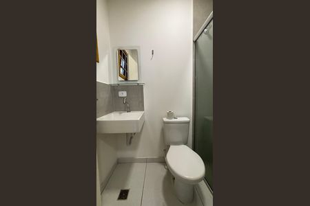 Banheiro de casa para alugar com 1 quarto, 30m² em Vila Floresta, Santo André