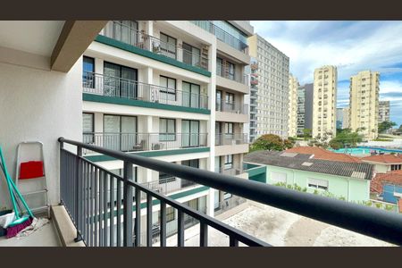 Varanda de kitnet/studio para alugar com 1 quarto, 30m² em Sumaré, São Paulo