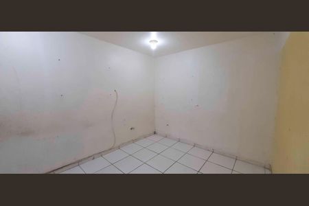 Quarto de casa para alugar com 1 quarto, 44m² em Bussocaba, Osasco