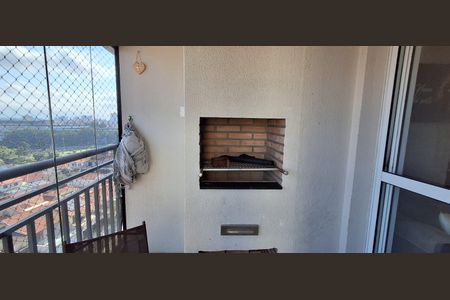 Apartamento para alugar com 71m², 3 quartos e 2 vagasVaranda