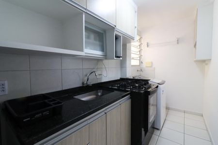 Cozinha de apartamento à venda com 2 quartos, 54m² em Vila João Jorge, Campinas