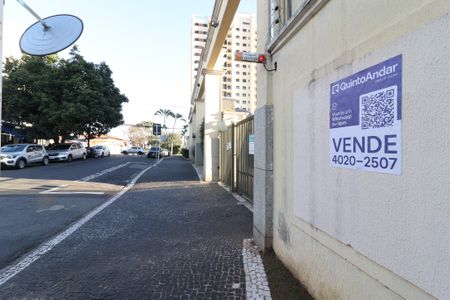 Apartamento à venda com 54m², 2 quartos e 2 vagas Apartamento à venda com 54m², 2 quartos e 2 vagasplaca