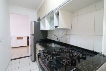 Cozinha de apartamento à venda com 2 quartos, 54m² em Vila João Jorge, Campinas