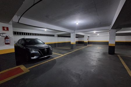 Garagem de apartamento para alugar com 3 quartos, 88m² em Vila Santa Teresa, Santo André