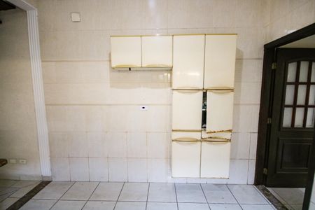 Casa para alugar com 123m², 2 quartos e 2 vagasCozinha