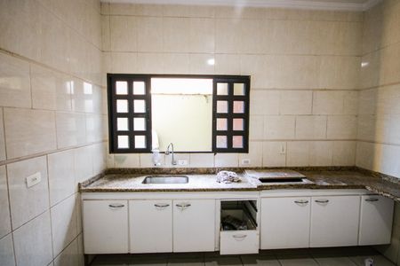 Casa para alugar com 123m², 2 quartos e 2 vagasCozinha