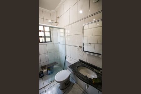 Casa para alugar com 123m², 2 quartos e 2 vagasBanheiro Social