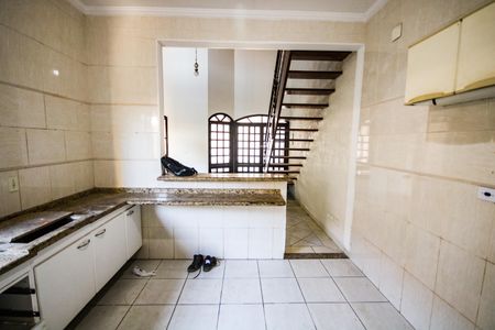 Casa para alugar com 123m², 2 quartos e 2 vagasCozinha