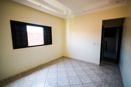 Casa para alugar com 123m², 2 quartos e 2 vagasSuíte 1