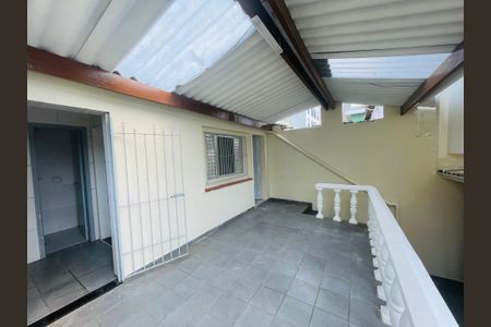Casa à venda com 109m², 3 quartos e 2 vagasQuintal