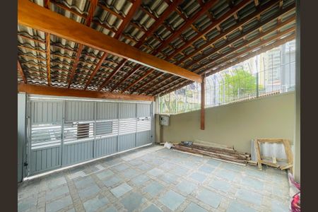 Casa à venda com 109m², 3 quartos e 2 vagasGaragem