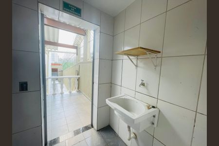 Casa à venda com 109m², 3 quartos e 2 vagasÁrea de Serviço