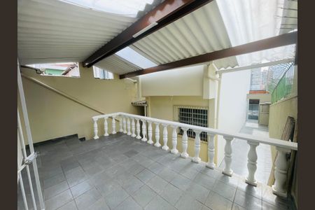 Casa à venda com 109m², 3 quartos e 2 vagasQuintal