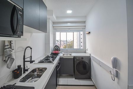 Apartamento à venda com 40m², 2 quartos e sem vaga Apartamento à venda com 40m², 2 quartos e sem vagaCozinha e Área de Serviço